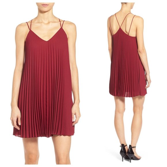 Soprano Red Strappy Pleated Swing Dress - Picture 1 of 7